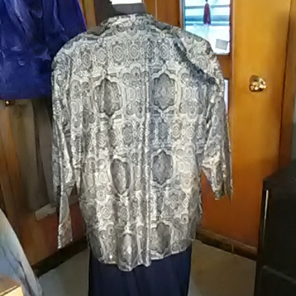 Dress - Picture 7 of 7